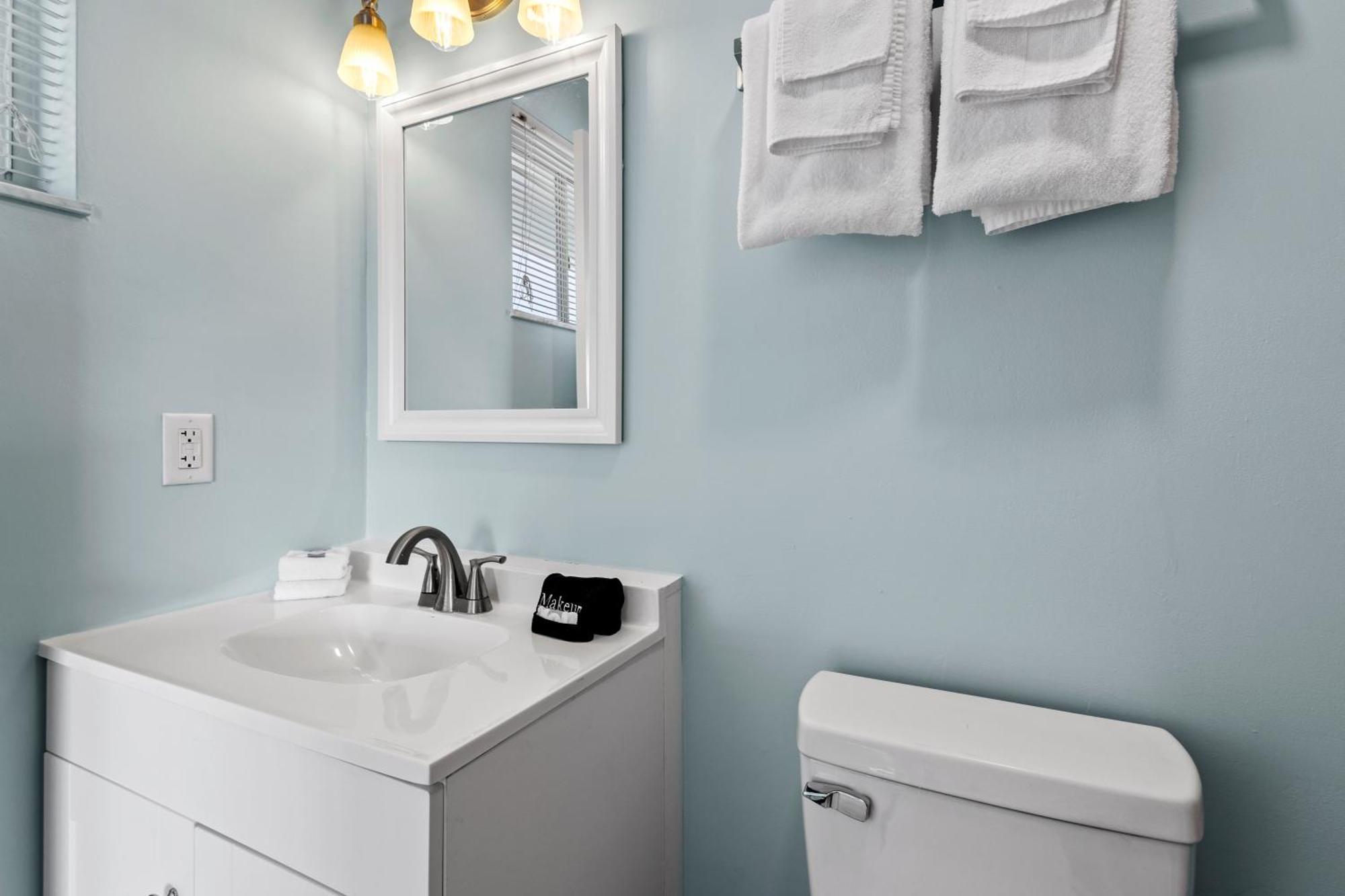 Standard Hotel Room - King Bed #2 Fort Pierce Bagian luar foto